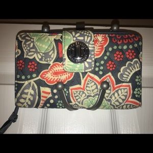 Vera Bradley Turnlock Wallet in Nomadic Floral